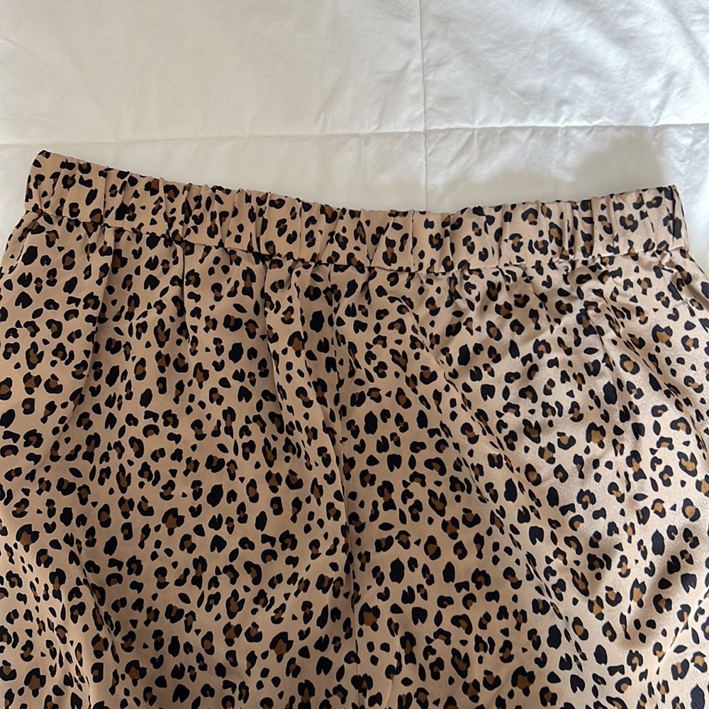 J. Crew Harvey 100% Silk Leopard Print Cropped Pull On Pants - Picture 5 of 7
